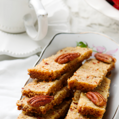 Honey Pecan Shortbread Bars